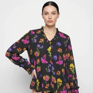 🌺 NWOT! Tolani Collection Colorful Floral Blouse